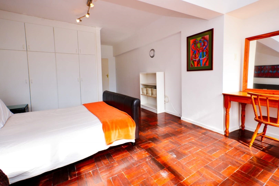 To Let 2 Bedroom Property for Rent in Sea Point Western Cape